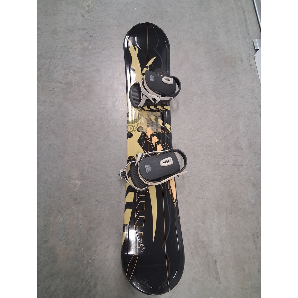 LTD Fury 148 Snowboard with VR Bindings and Stomp Pad Black Gold All Mountain